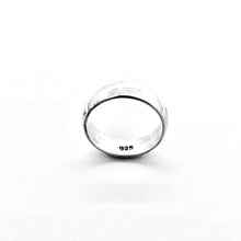 Cargar imagen en el visor de la galería, Anillo Argolla – Banda Clásica Redondeada en Plata Fina .925
